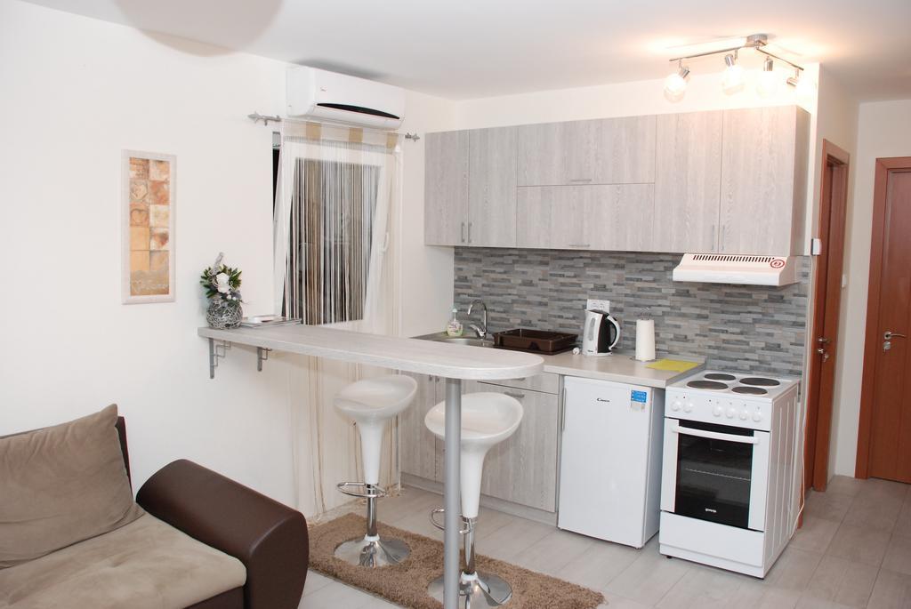 Franstal Apartments Белград Номер фото