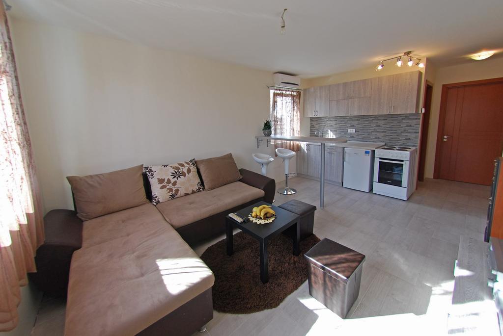 Franstal Apartments Белград Номер фото