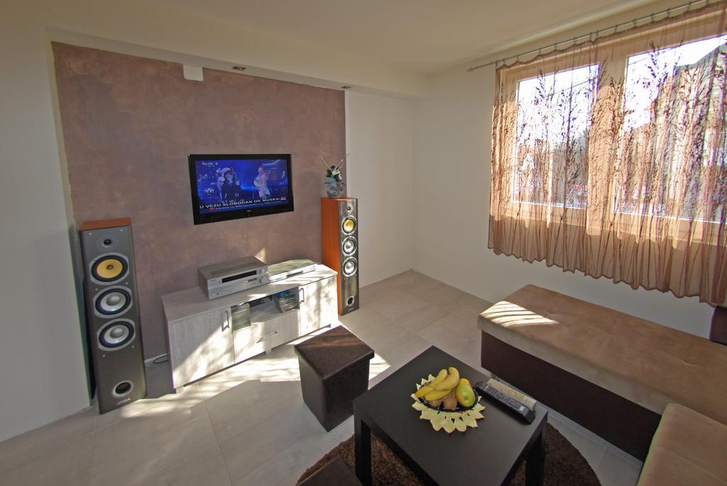 Franstal Apartments Белград Номер фото