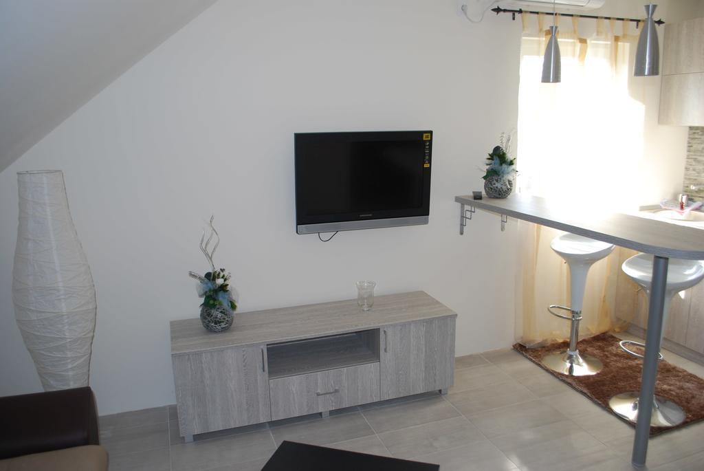 Franstal Apartments Белград Номер фото