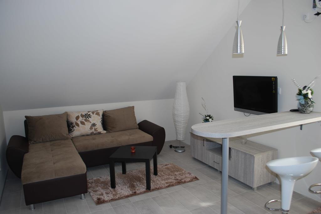 Franstal Apartments Белград Номер фото